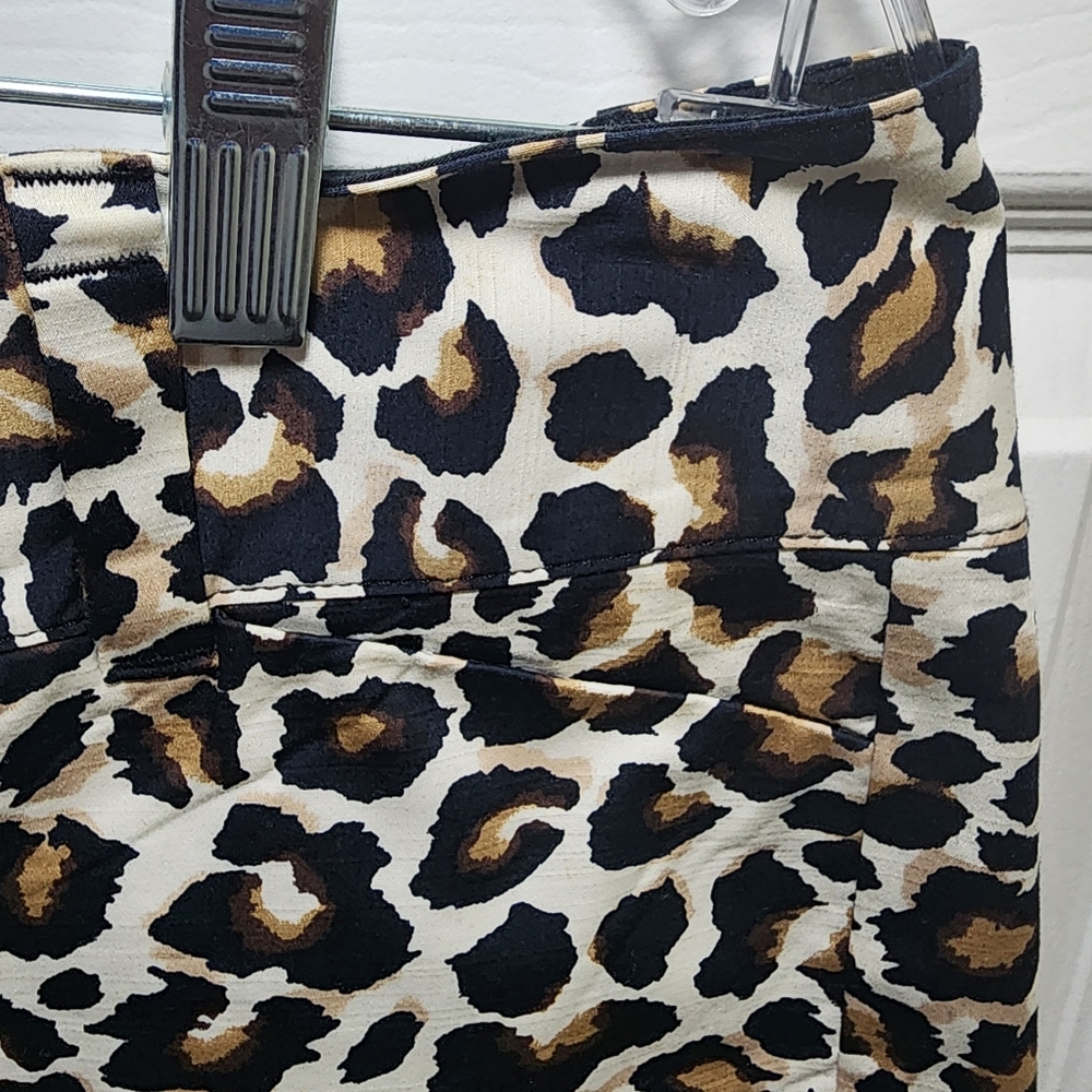 Leopard Print Short Shorts - Picture 4 of 7
